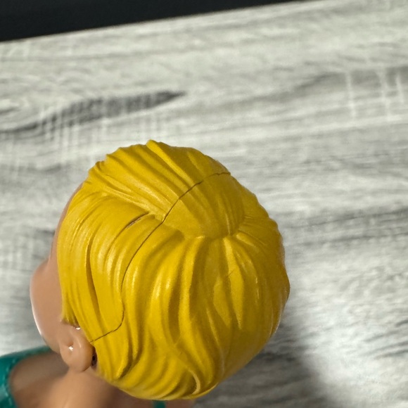 Barbie | Color Reveal: Unicorn Swimsuit Doll - Plastic Toy Doll - Picture 11 of 12